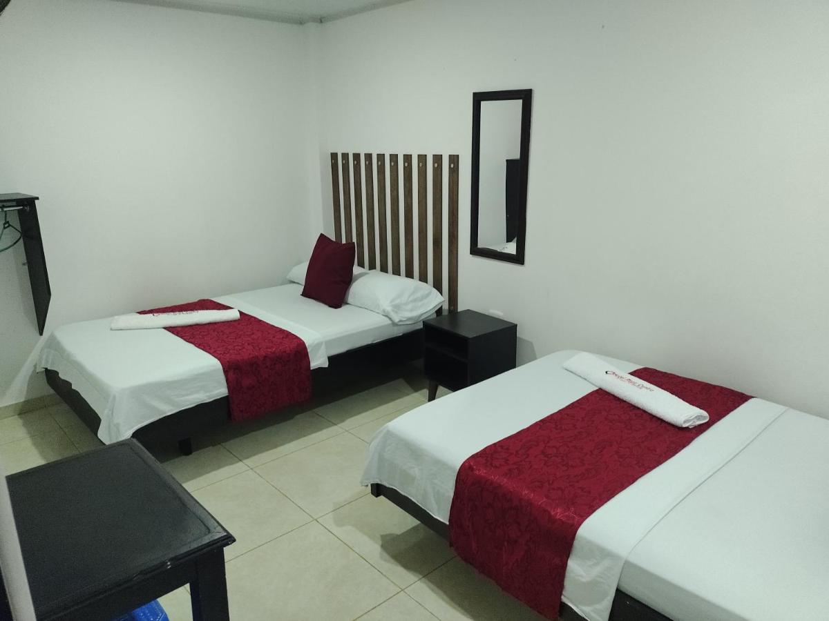פלורנסייה Hotel Plaza Centro מראה חיצוני תמונה