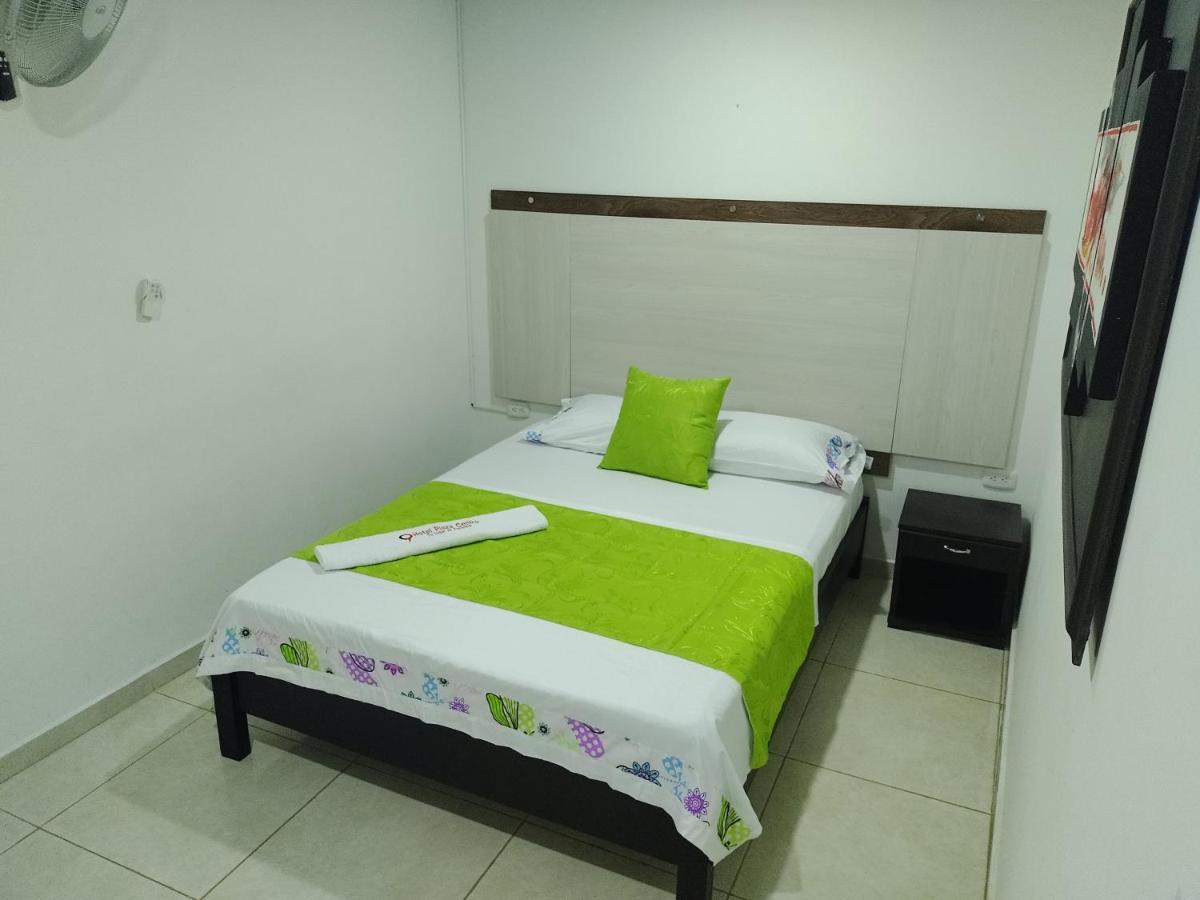 פלורנסייה Hotel Plaza Centro מראה חיצוני תמונה