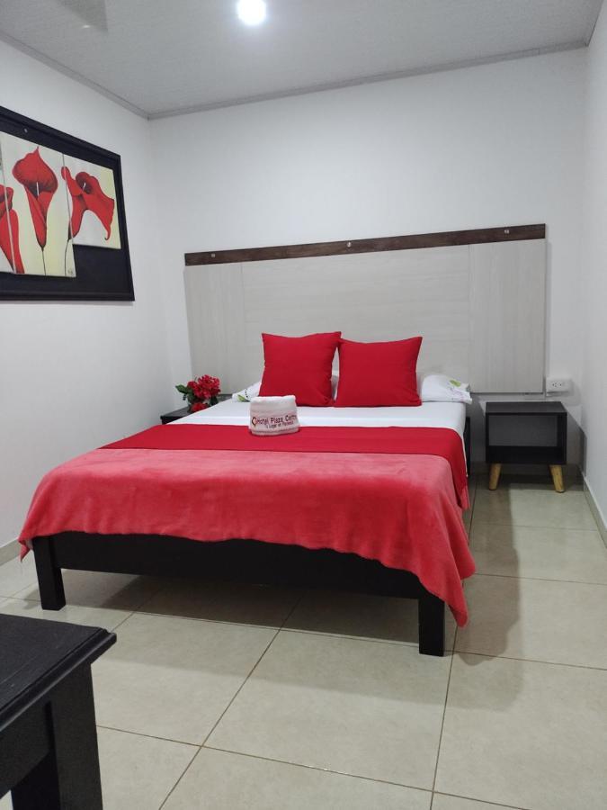 פלורנסייה Hotel Plaza Centro מראה חיצוני תמונה