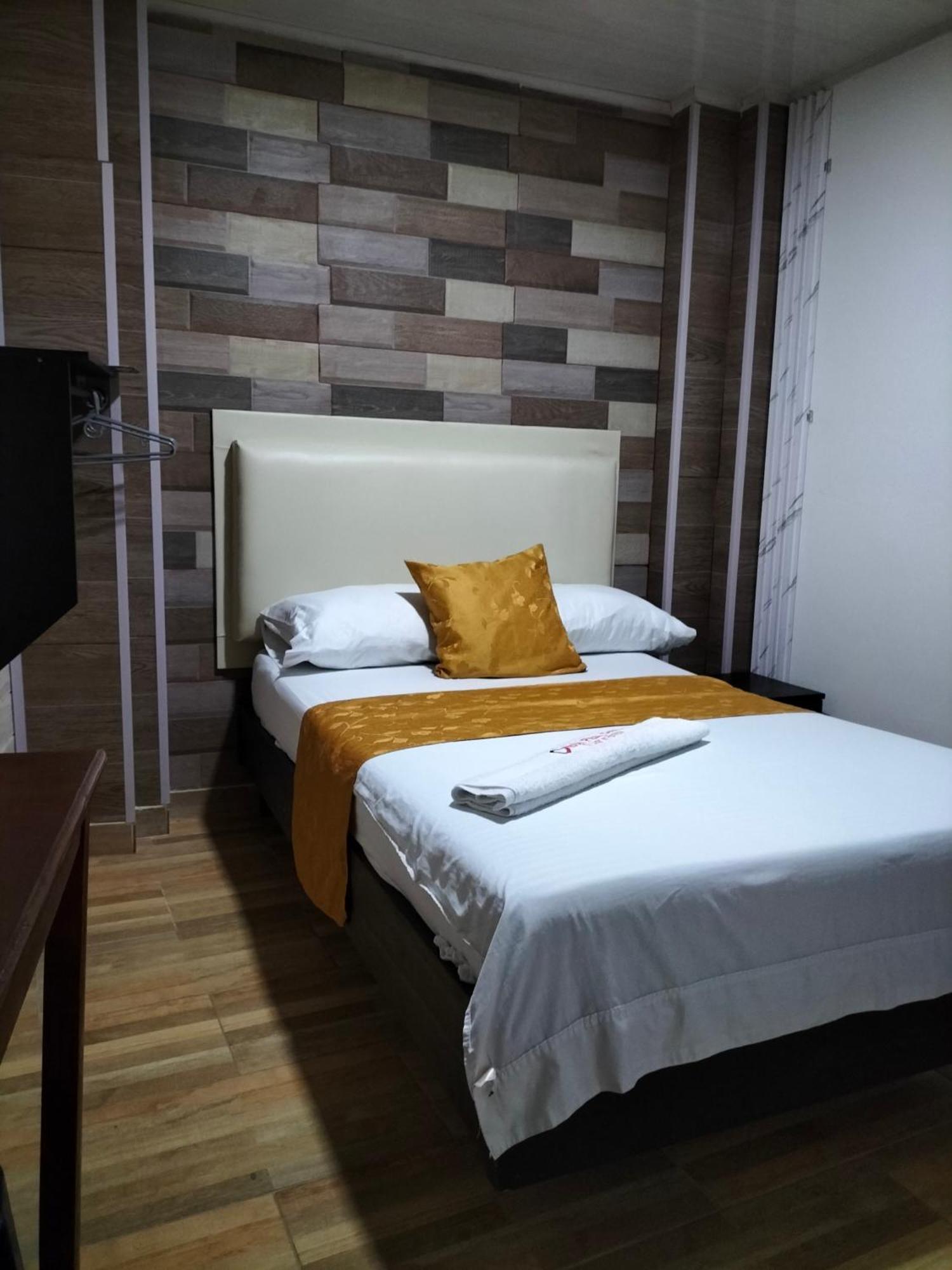 פלורנסייה Hotel Plaza Centro מראה חיצוני תמונה